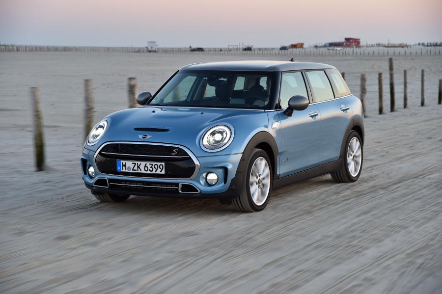  Mini Cooper SD Clubman ALL4 2016 года  (фото 36 из 101)